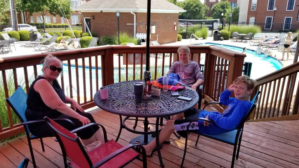 Bad Wolf Burgers | restaurant | 350 Foreman Ave, Lexington, KY 40508, USA | 8592869889 OR +1 859-286-9889