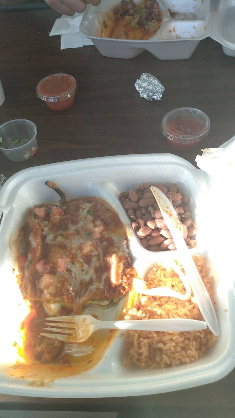 Perfectos Express, Mexican Grill | restaurant | 1055 E Irvington Rd, Tucson, AZ 85714, USA | 5203455257 OR +1 520-345-5257