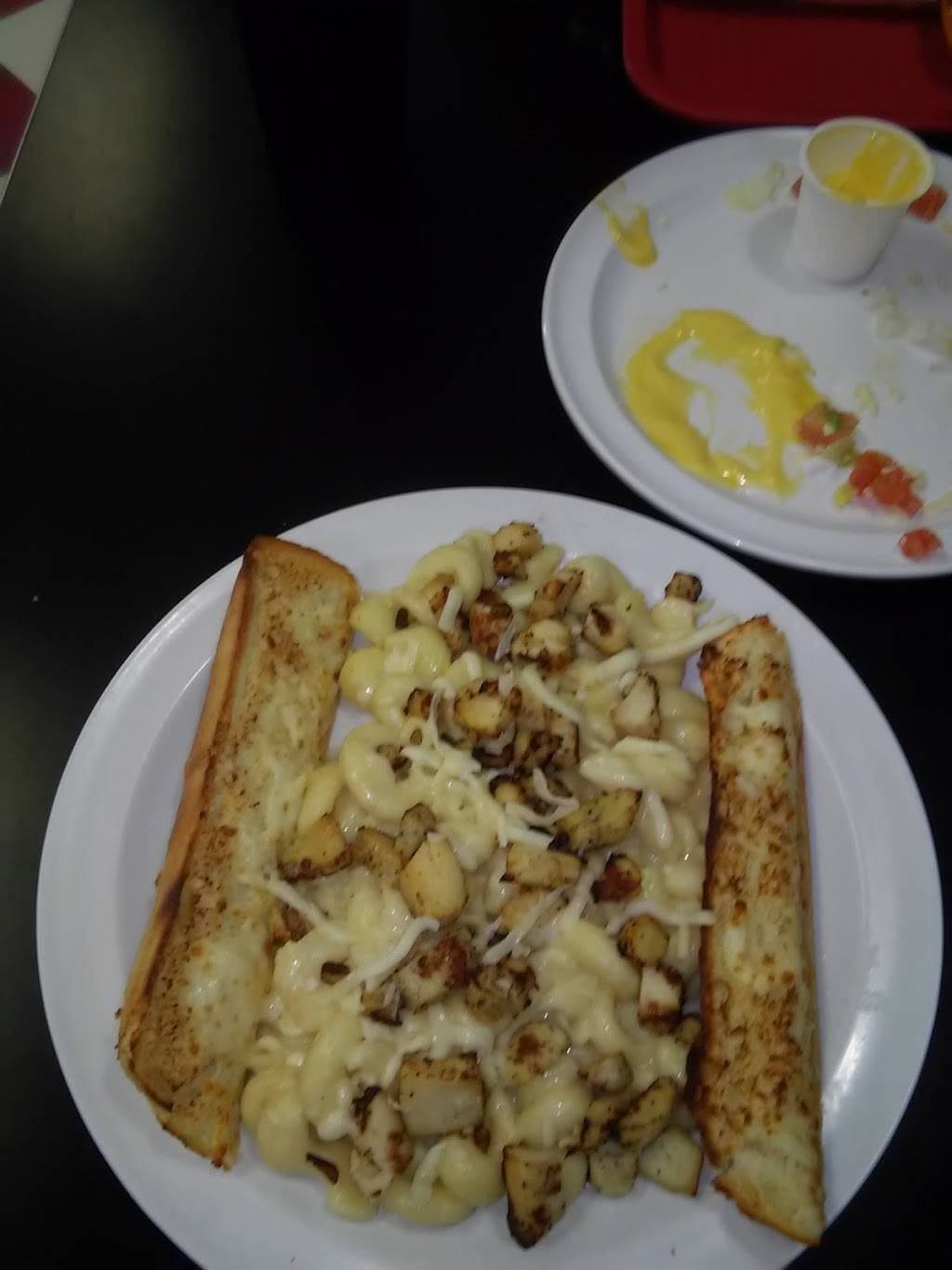 Toasted Dough Neighborhood Pizzeria | restaurant | 6805 TN-13, Erin, TN 37061, USA | 9312895151 OR +1 931-289-5151