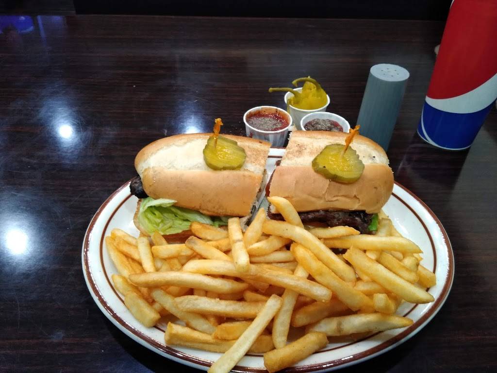 Toms Burgers | cafe | 2893 W Lake Mead Blvd, North Las Vegas, NV 89032, USA | 7026458667 OR +1 702-645-8667