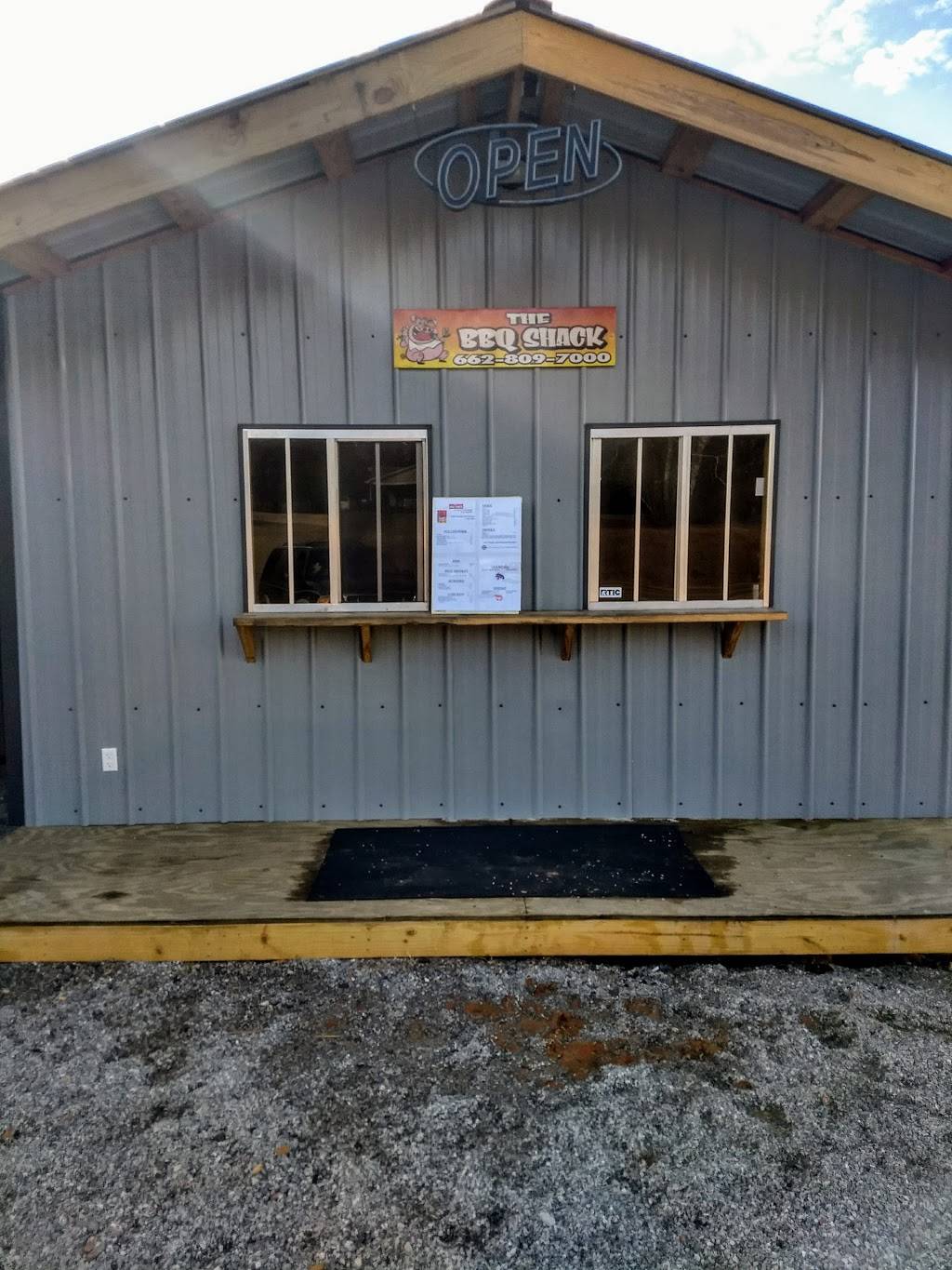 The BBQ shack | restaurant | 829 Middleton Rd, Winona, MS 38967, USA | 6628097000 OR +1 662-809-7000
