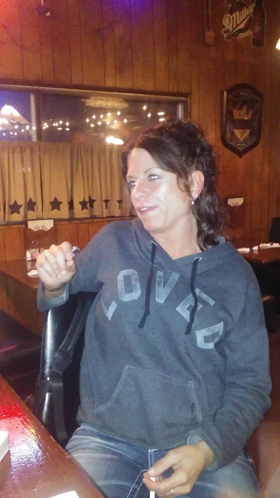 The Oasis | restaurant | 702 W Lincoln Ave, Goshen, IN 46526, USA | 5745333590 OR +1 574-533-3590