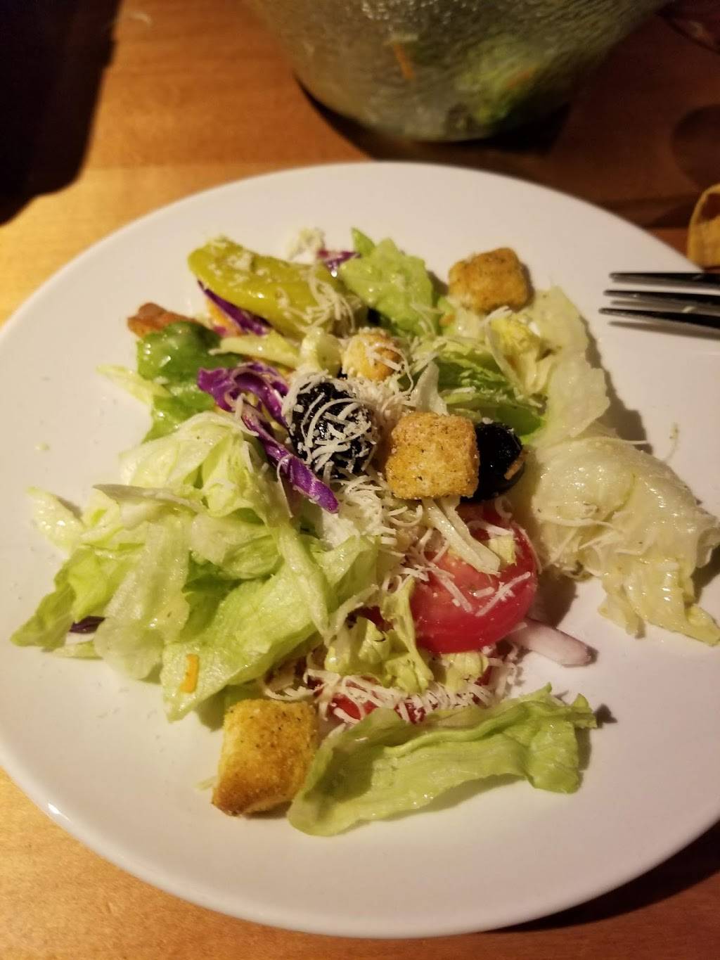 Olive Garden Italian Restaurant | meal takeaway | 639 N. Cockrell Hill, Duncanville, TX 75116, USA | 9722988871 OR +1 972-298-8871