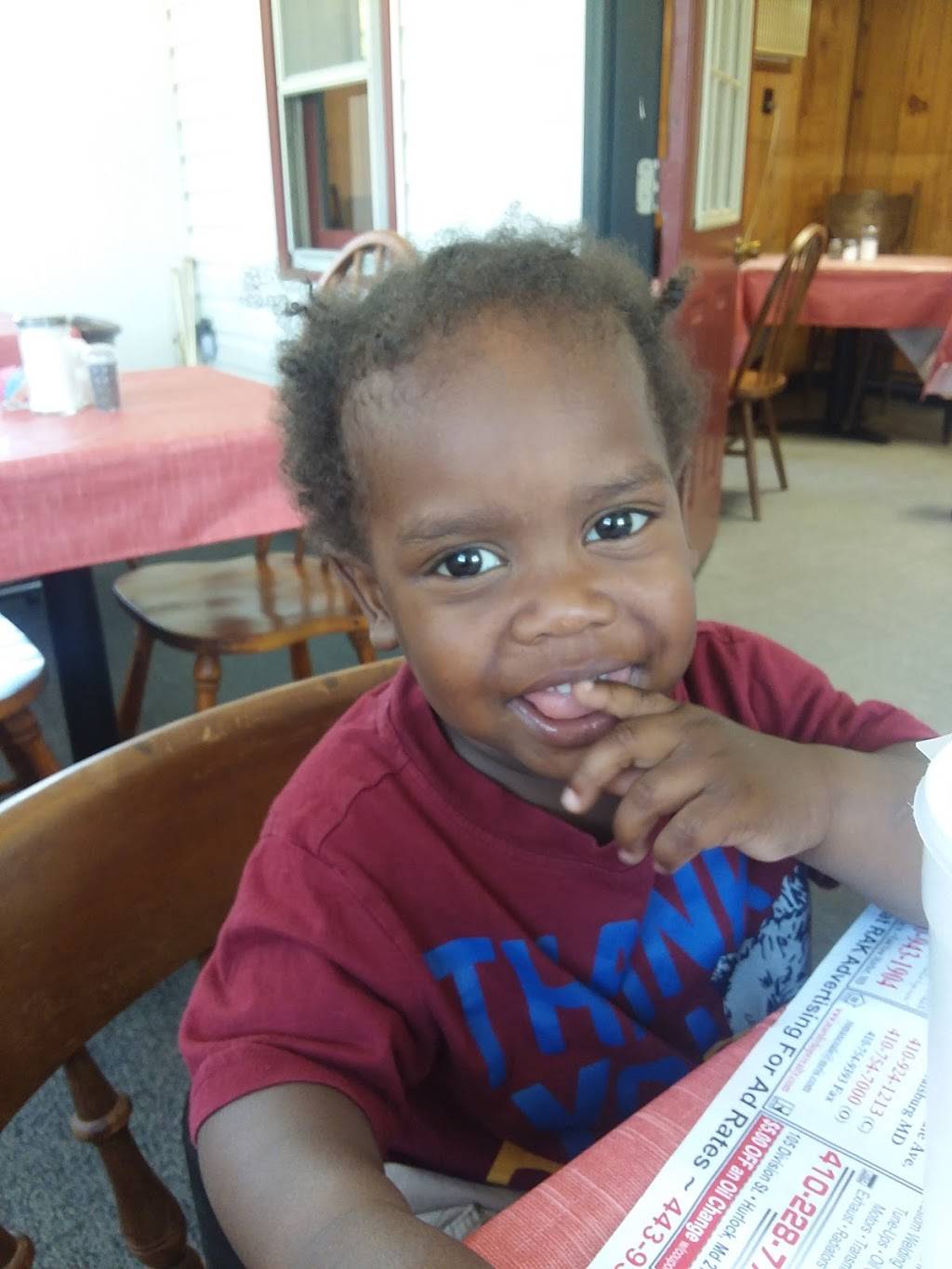 Williamsburg Country Kitchen | restaurant | 6703 Whiteley Rd, Hurlock, MD 21643, USA | 4109431351 OR +1 410-943-1351