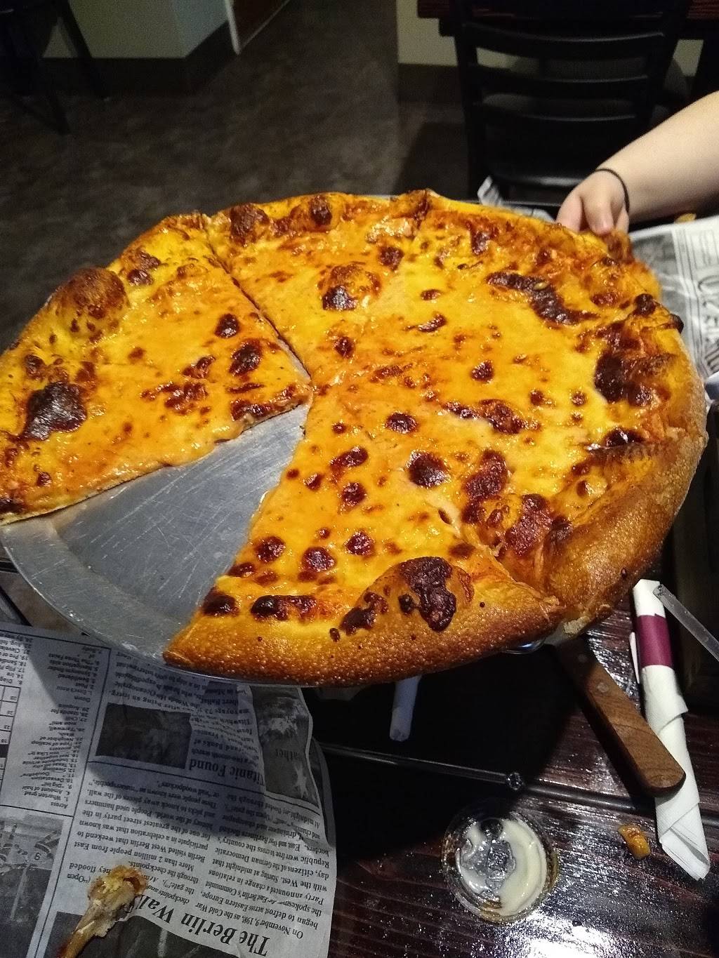 Bennys | restaurant | 91 Shoemaker St, Forty Fort, PA 18704, USA | 5707637314 OR +1 570-763-7314