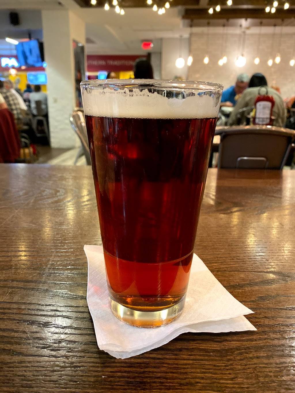 Sam Adams Atlanta Brew House | restaurant | Concourse B, Hartsfield-Jackson Atlanta, Intl Airport, N Terminal Pkwy Suite T120, Atlanta, GA 30320, USA | 4047670632 OR +1 404-767-0632