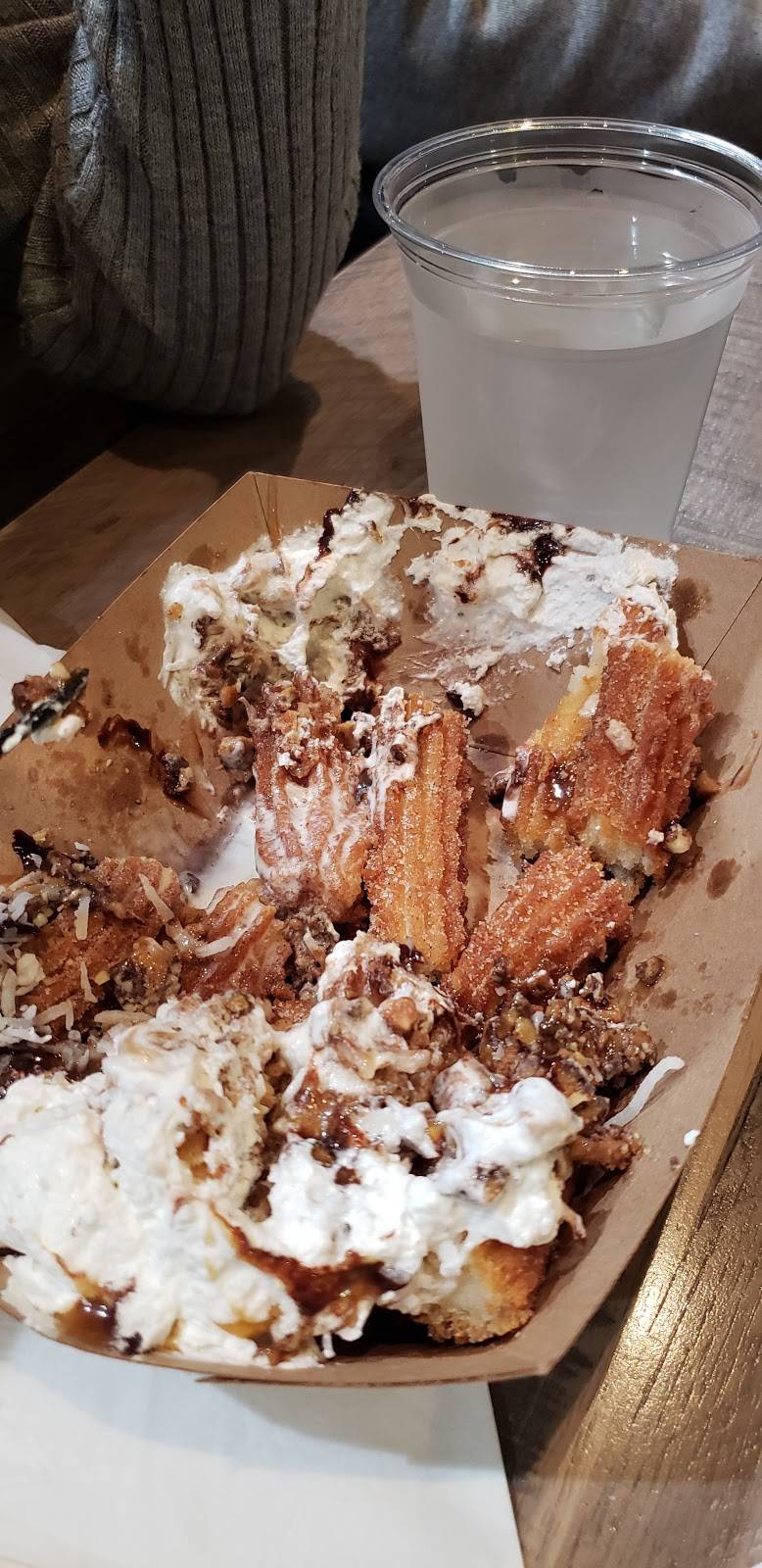 Churroholic | restaurant | 5802 Firestone Blvd, South Gate, CA 90280, USA | 5626081015 OR +1 562-608-1015