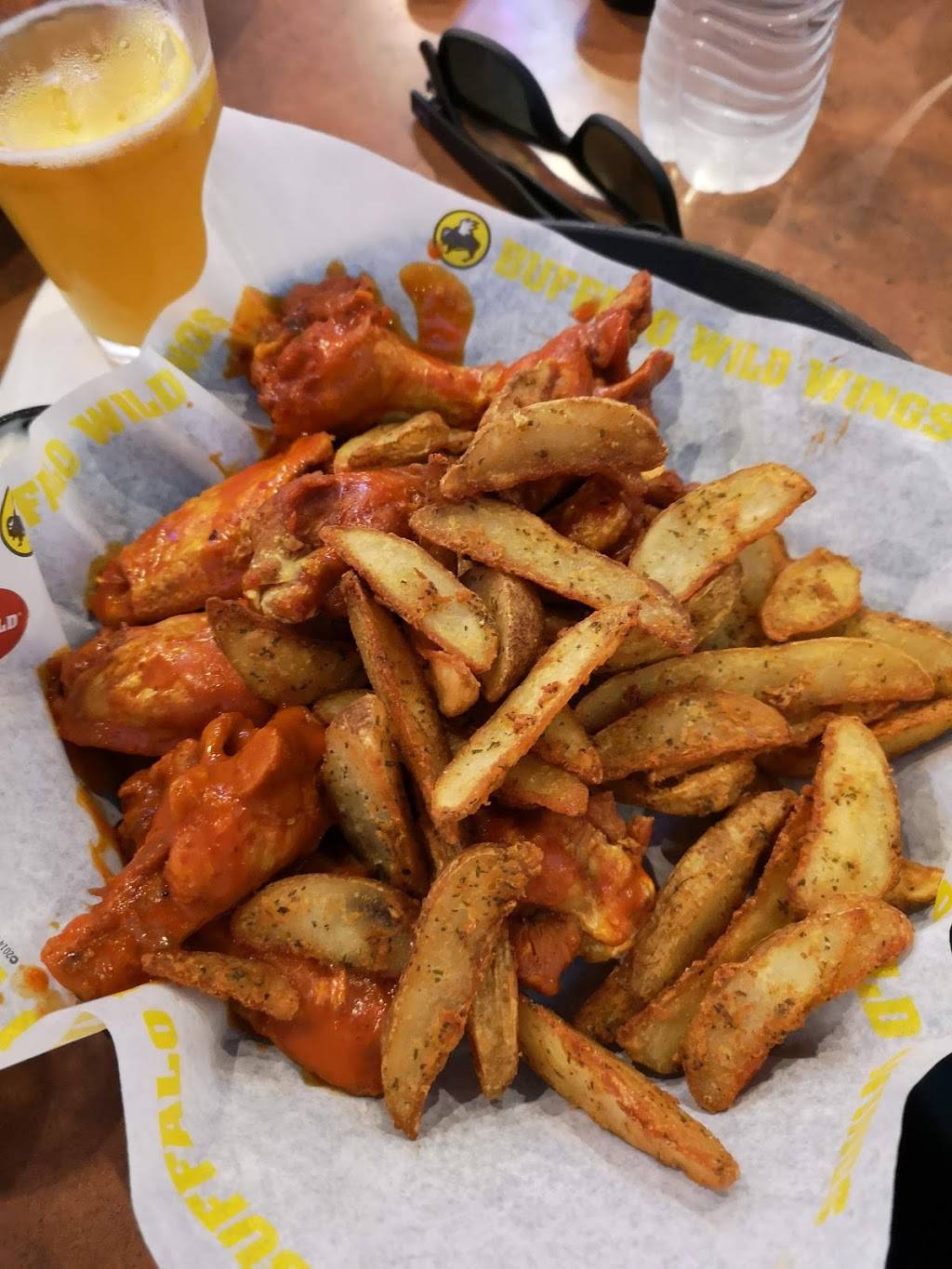 Buffalo Wild Wings | restaurant | 20 City Blvd E #901, Orange, CA 92868, USA | 7149399151 OR +1 714-939-9151