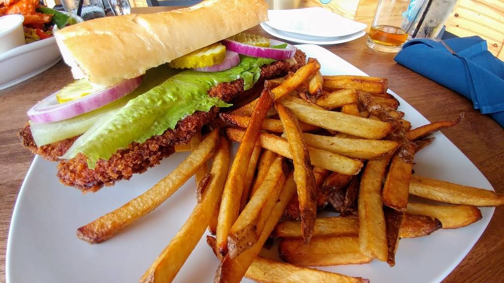 The Whistle Sports Bar & Grill | restaurant | 7537 W 159th St, Tinley Park, IL 60477, USA | 7089044990 OR +1 708-904-4990