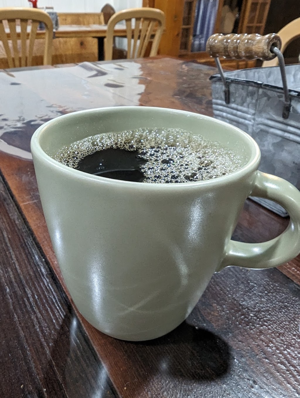 The farm & table restaurant and bowling | restaurant | 119 S Main St, Nazareth, PA 18064, USA | 4842914266 OR +1 484-291-4266