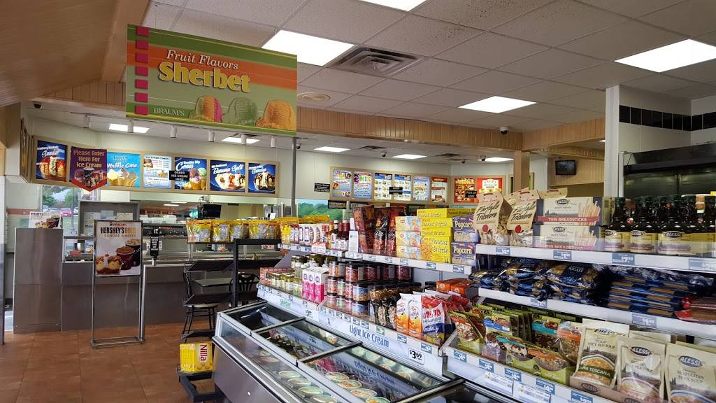 Braums Ice Cream & Burger Restaurant | restaurant | 900 E Ennis Ave, Ennis, TX 75119, USA | 9728784241 OR +1 972-878-4241