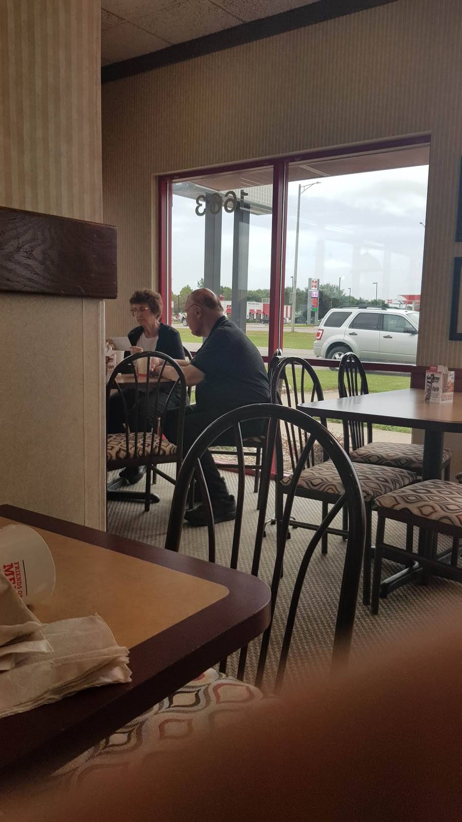 Arbys | meal takeaway | 1663 N Humiston Ave, Worthington, MN 56187, USA | 5073724944 OR +1 507-372-4944