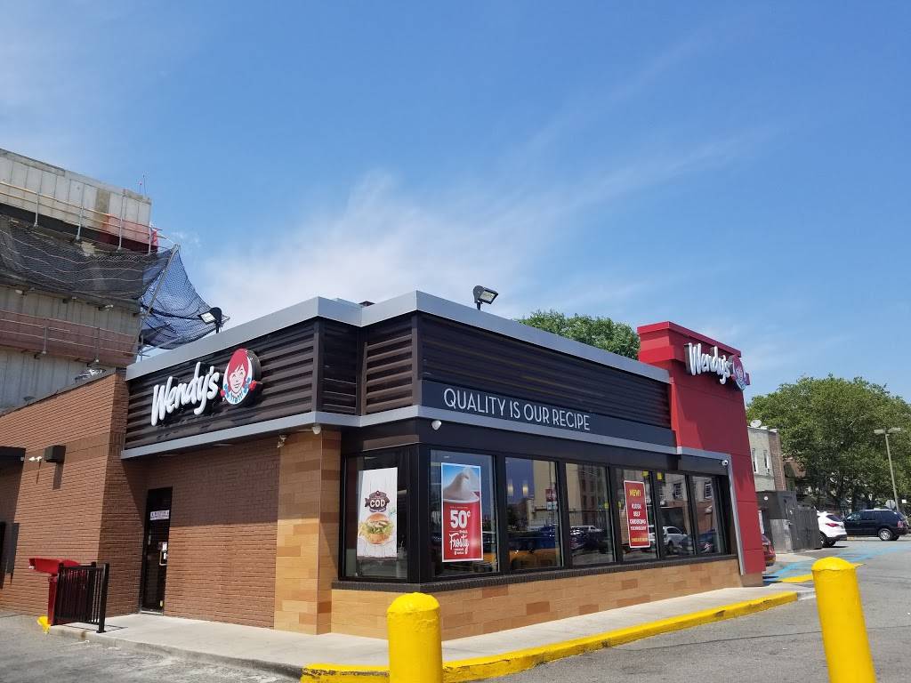 Wendys | restaurant | 138-42 Jamaica Ave, Jamaica, NY 11435, USA | 7185265944 OR +1 718-526-5944