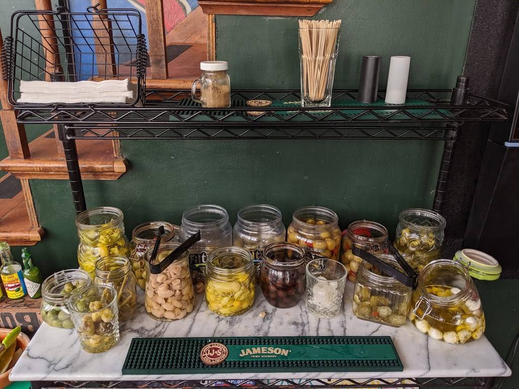 Gennas Lounge | night club | 105 W Main St, Madison, WI 53703, USA | 6082554770 OR +1 608-255-4770