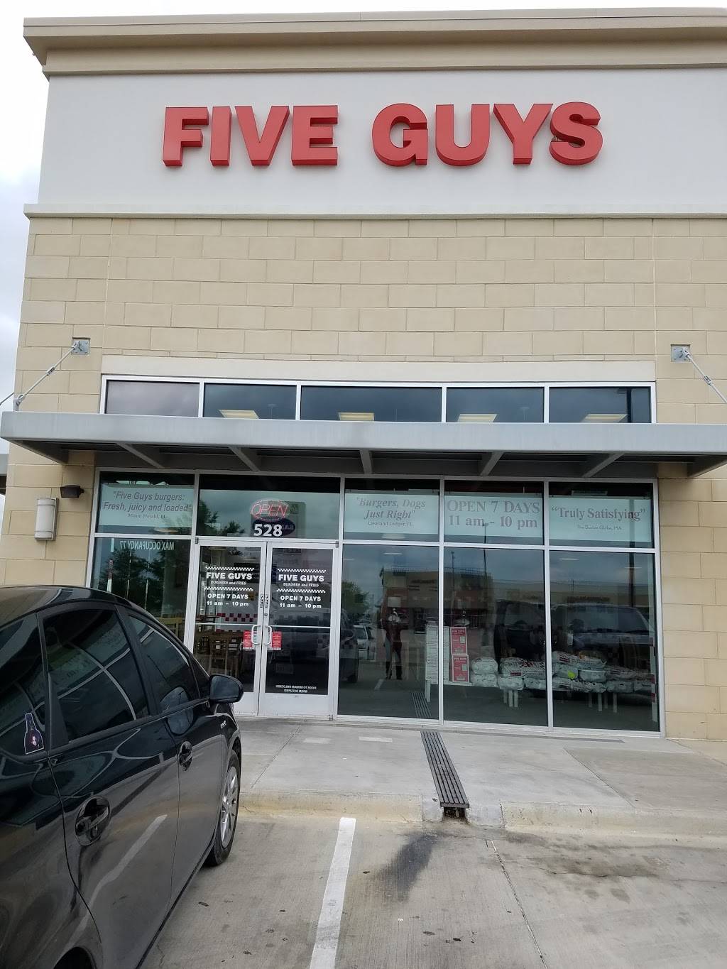Five Guys | meal takeaway | 9180 N Fwy Service Rd E, Fort Worth, TX 76177, USA | 8177501030 OR +1 817-750-1030