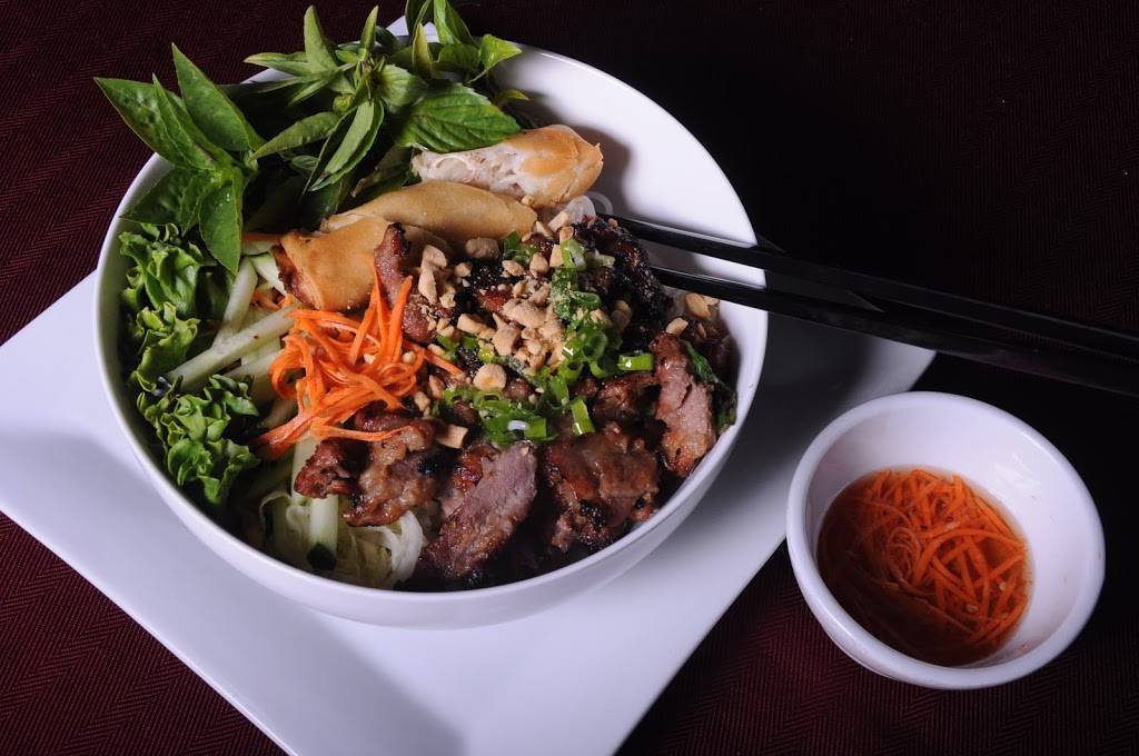 Pho 4 U | restaurant | 750 S US Hwy 17 92, Longwood, FL 32750, USA | 4078534996 OR +1 407-853-4996
