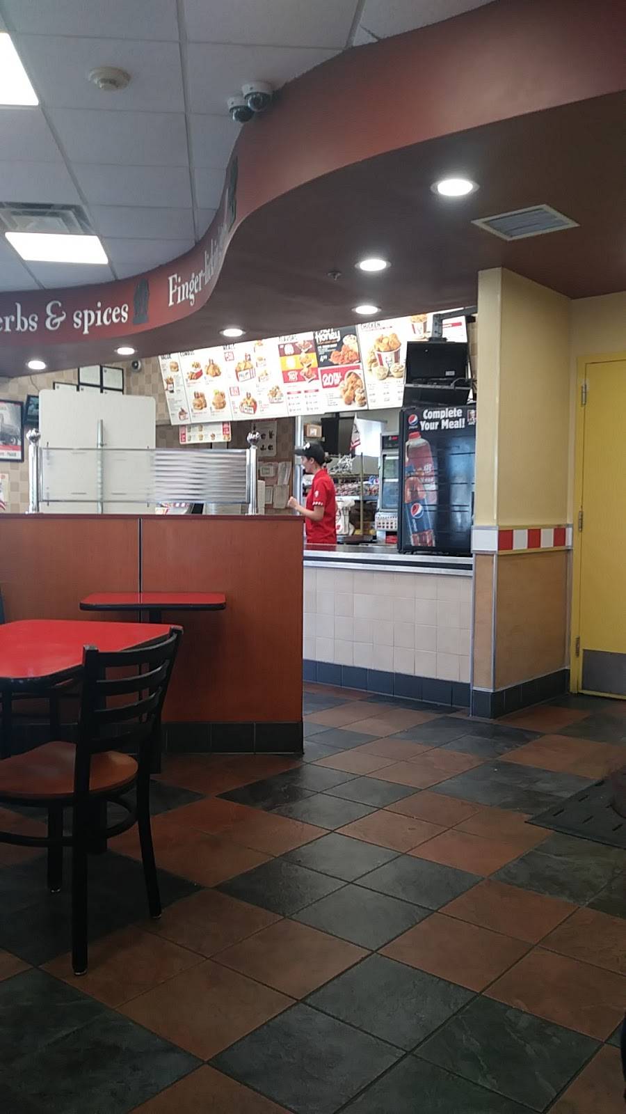 KFC | restaurant | 3880 Hempstead Turnpike, Levittown, NY 11756, USA | 5167353508 OR +1 516-735-3508