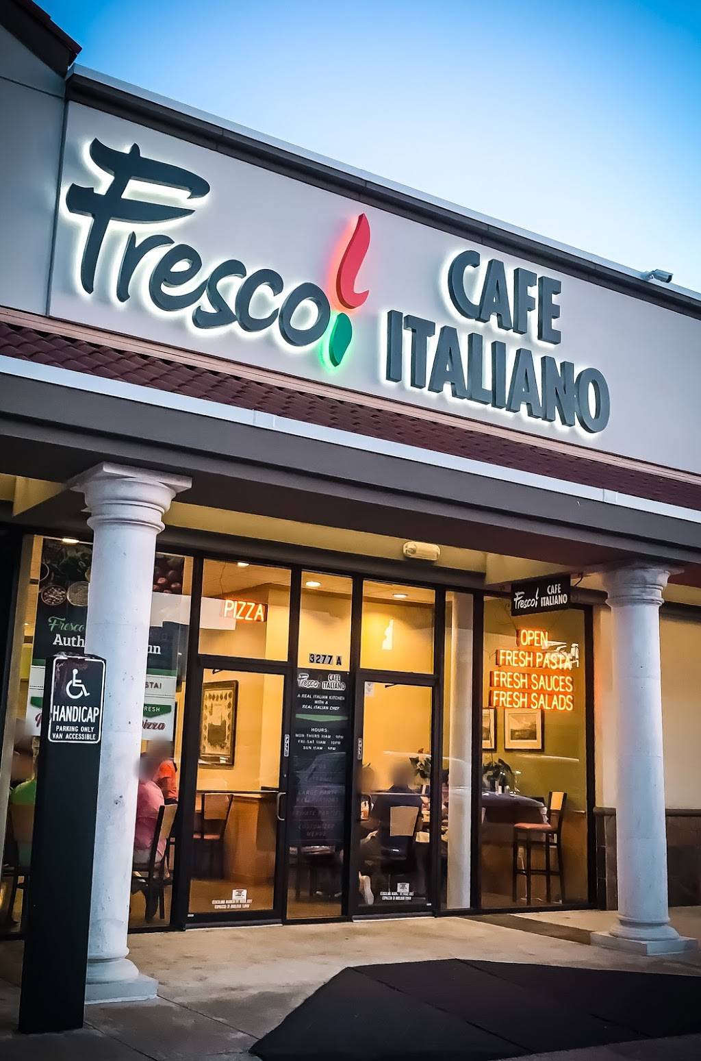 Fresco Cafe Italiano | restaurant | 3277 Southwest Fwy Ste A, Houston, TX 77027, USA | 2818882226 OR +1 281-888-2226