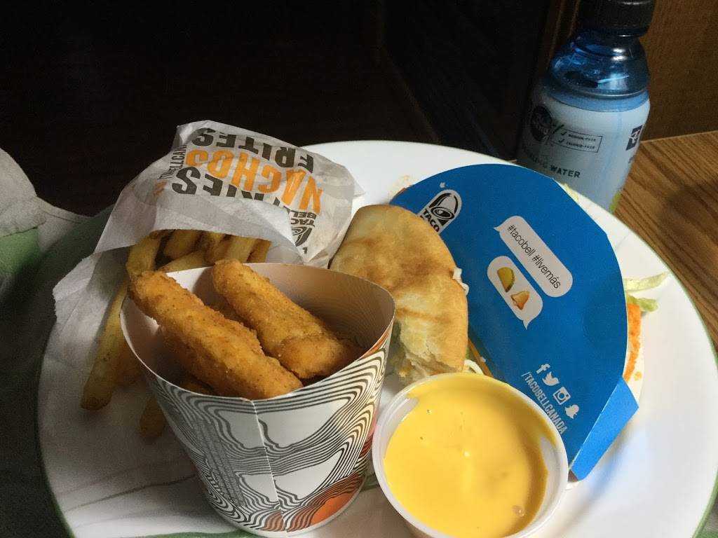 Taco Bell | meal takeaway | TaylorS Convenience Store, 1644 Dufferin Ave, Wallaceburg, ON N8A 2X2, Canada | 5196278593 OR +1 519-627-8593