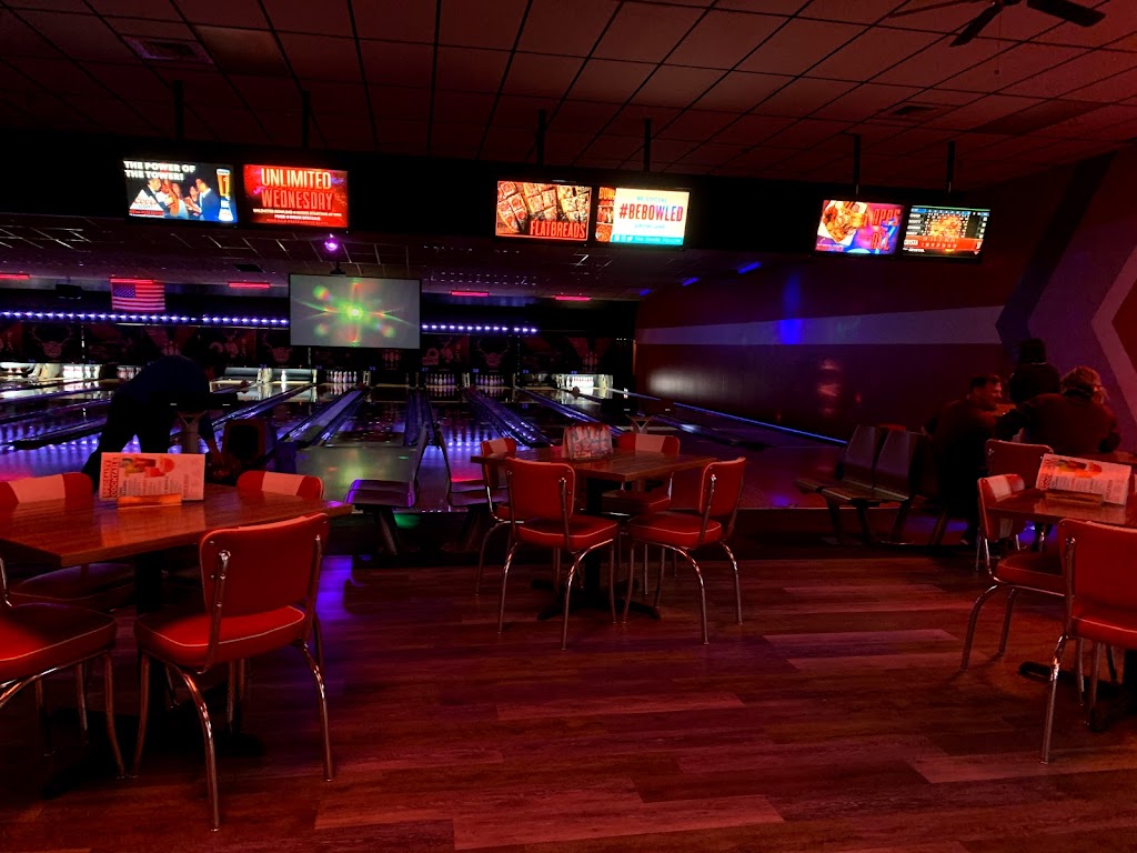 AMF Arc Lanes | restaurant | 4901 Monroe Ave, Evansville, IN 47715, USA | 8124763003 OR +1 812-476-3003