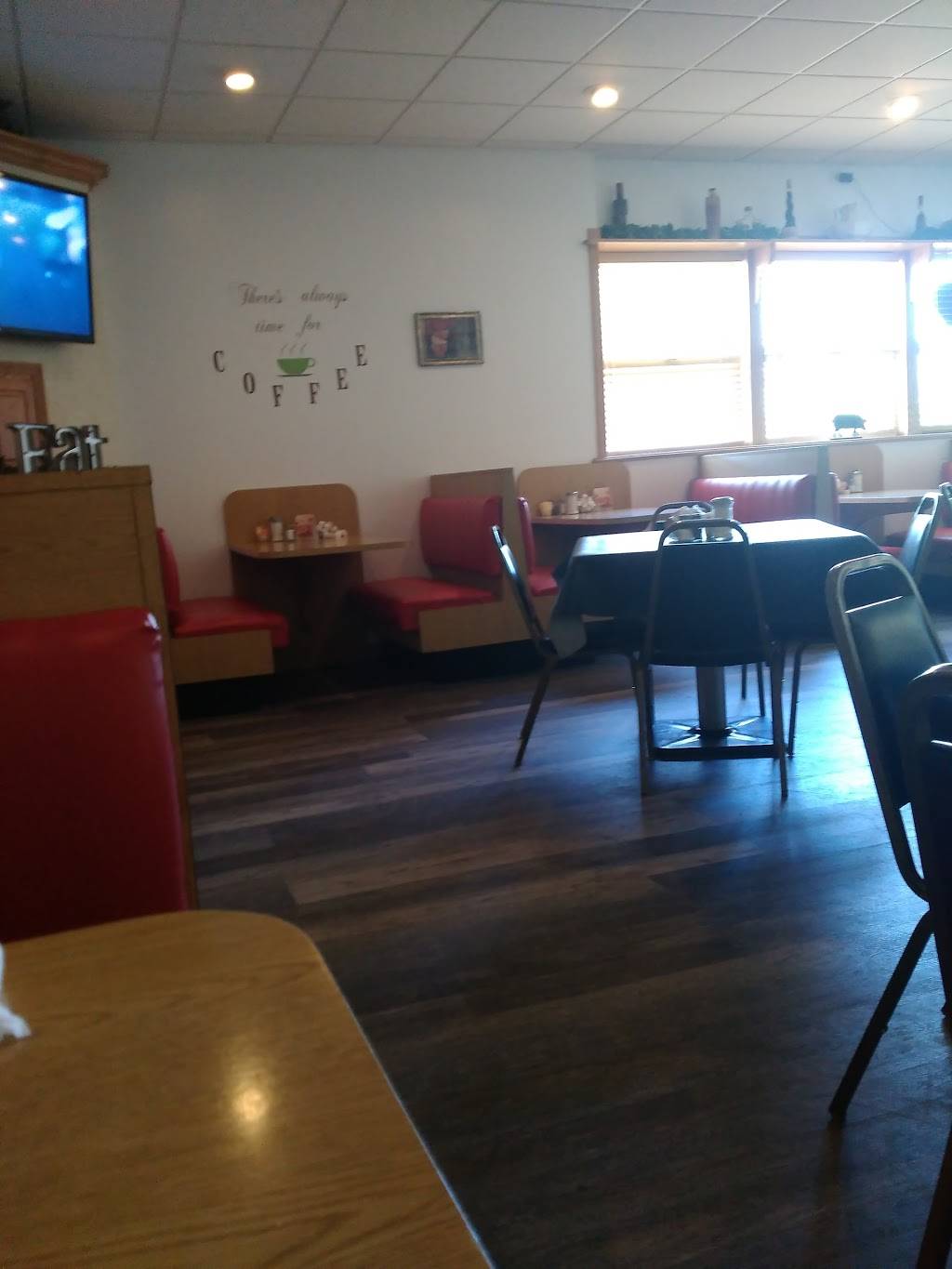 Chubeez | restaurant | 3276 Footville-Richmond Rd, Dorset, OH 44032, USA | 4408582222 OR +1 440-858-2222