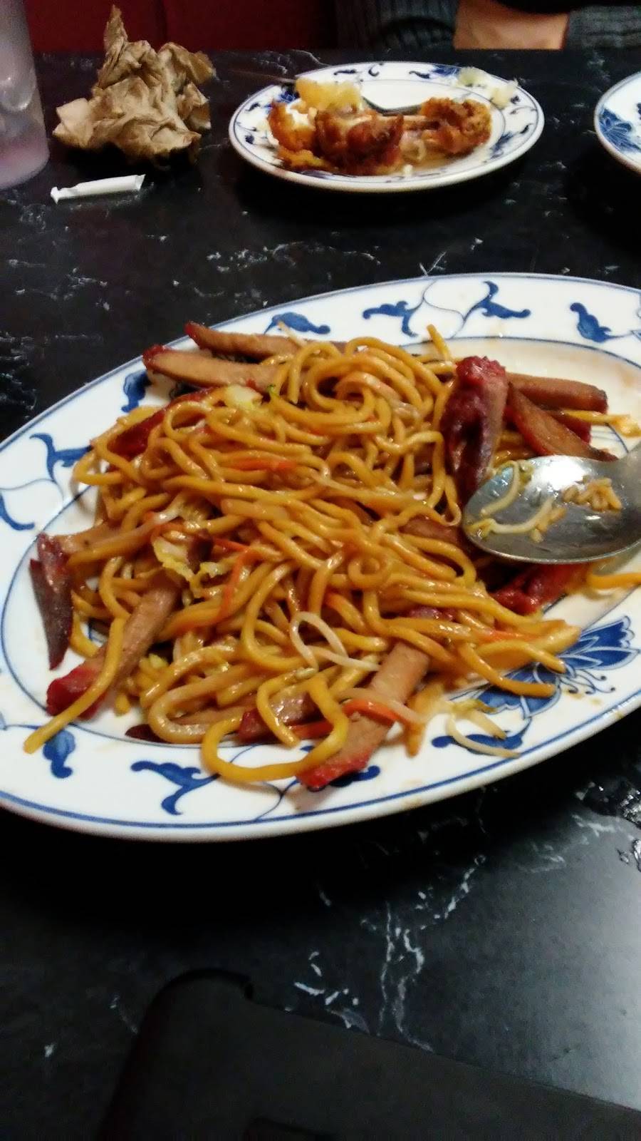 Peking Palace Restaurant | restaurant | 3290, 271 S Elm St, Commerce, GA 30529, USA | 7063351930 OR +1 706-335-1930