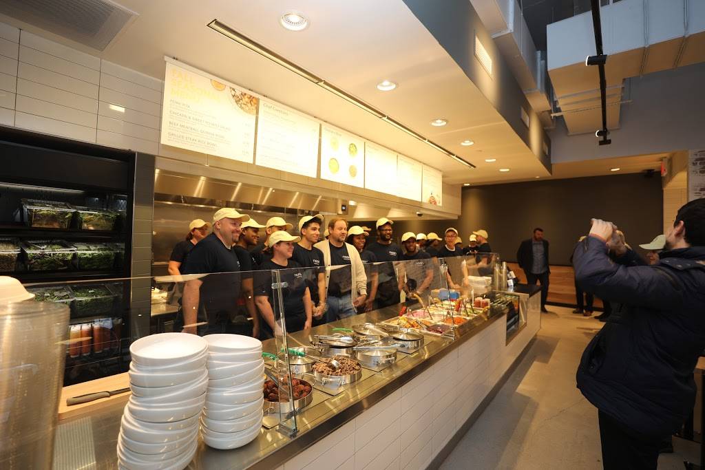 Daphnes Mediterranean | restaurant | 2438 W Anderson Ln, Austin, TX 78757, USA | 5124945874 OR +1 512-494-5874