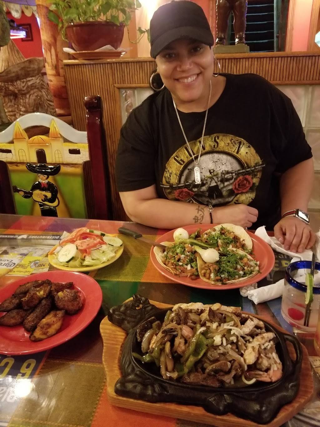 Plaza Garibaldi | restaurant | 134 Nepperhan Ave, Yonkers, NY 10701, USA | 9143757184 OR +1 914-375-7184