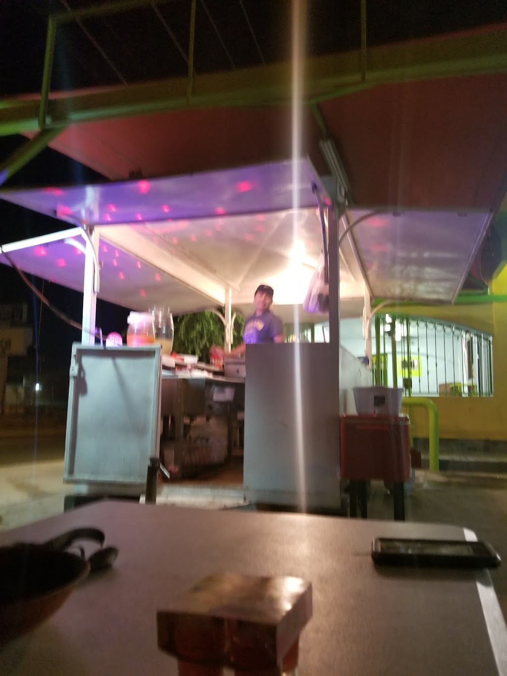 Super Taco!! | restaurant | 2499-2401 S Milmo Ave, Laredo, TX 78046, USA | 9564011975 OR +1 956-401-1975