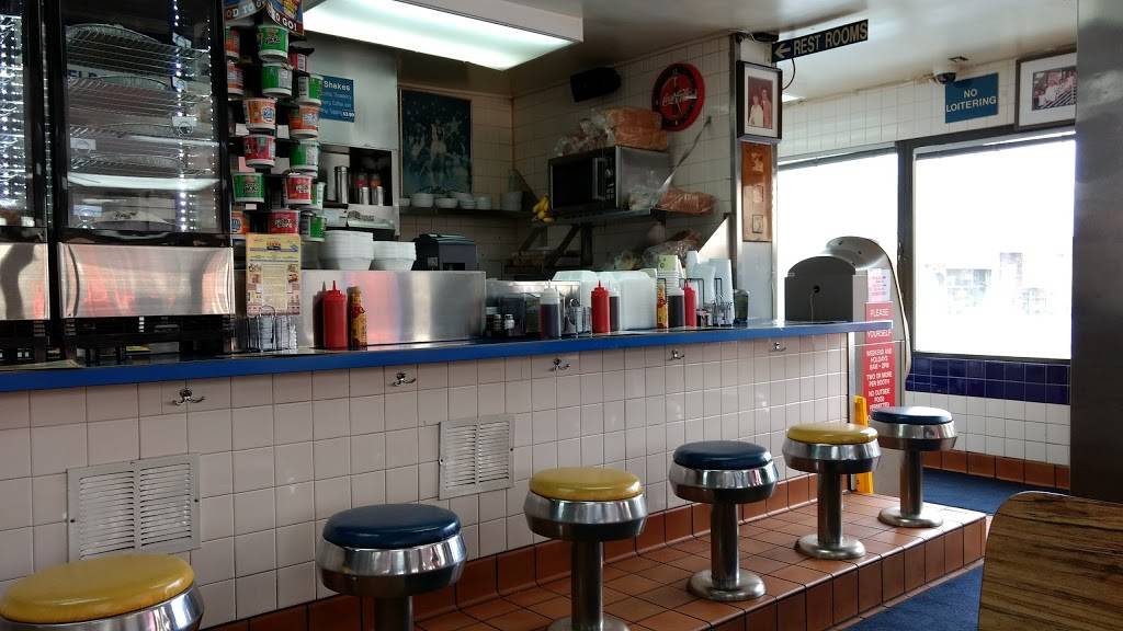 Bob & Ediths Diner | restaurant | 2310 Columbia Pike, Arlington, VA 22204, USA | 7039206103 OR +1 703-920-6103