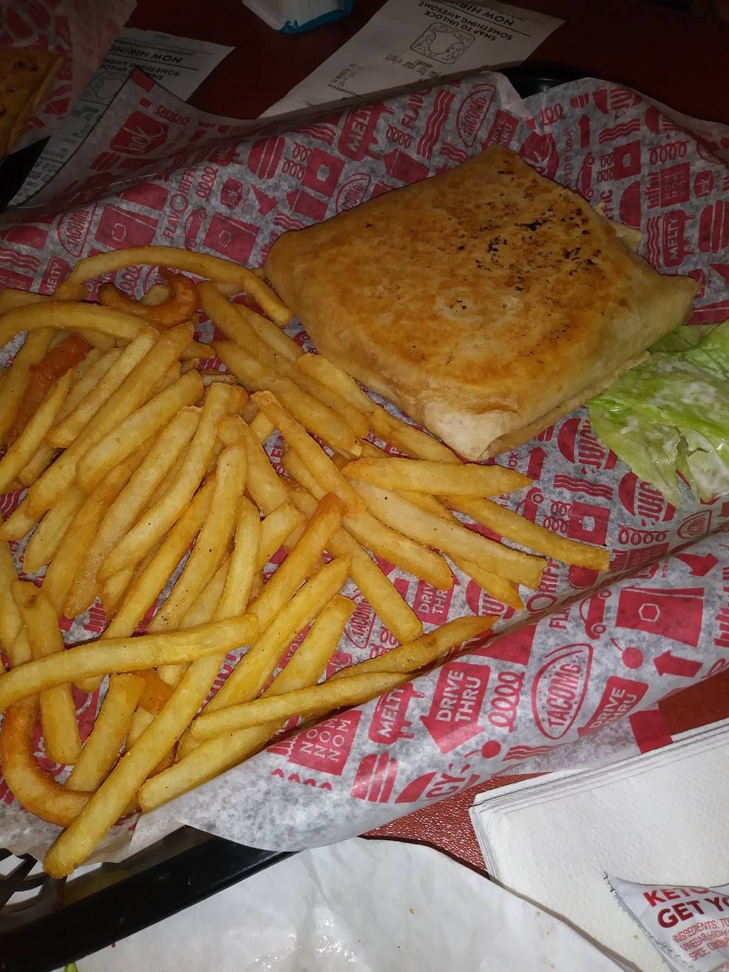 Jack in the Box | restaurant | 1075 W Henderson Ave, Porterville, CA 93257, USA | 5597882400 OR +1 559-788-2400