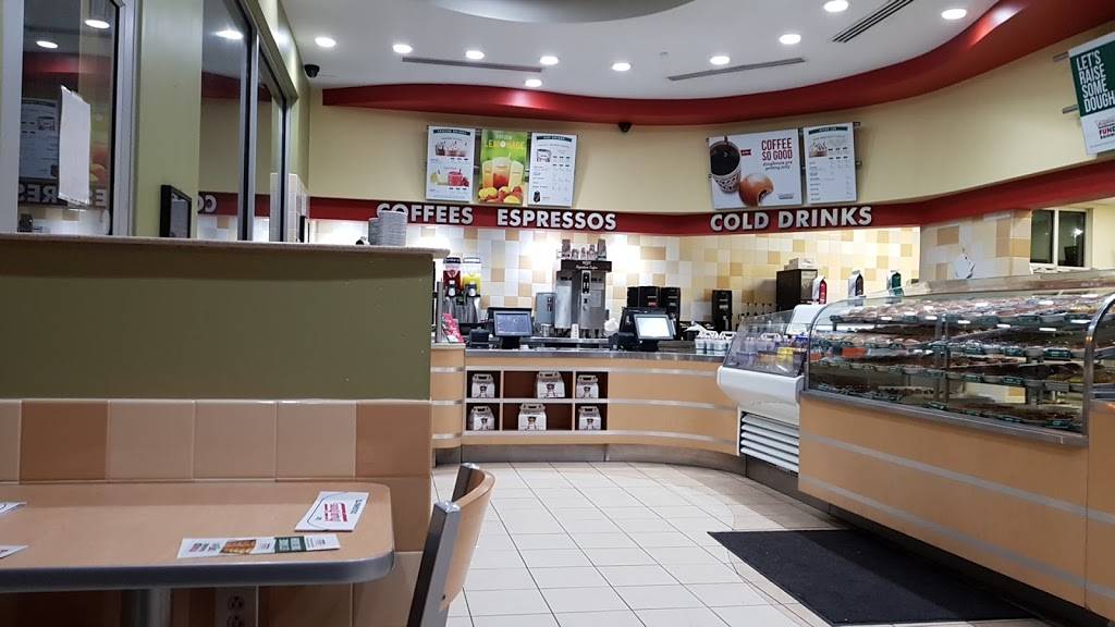 Krispy Kreme | cafe | 114 N Dupont Hwy, New Castle, DE 19720, USA | 3023270596 OR +1 302-327-0596