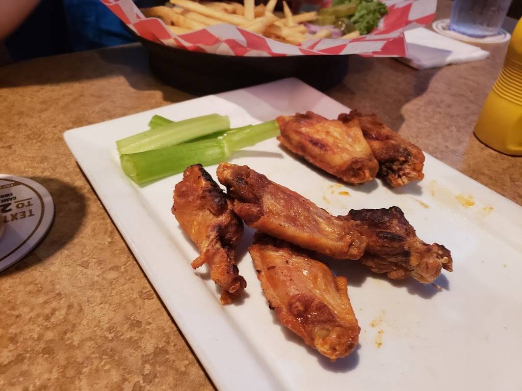 Wallabys Grill & Pub | restaurant | 9562 Lackman Rd, Lenexa, KS 66219, USA | 9135419255 OR +1 913-541-9255