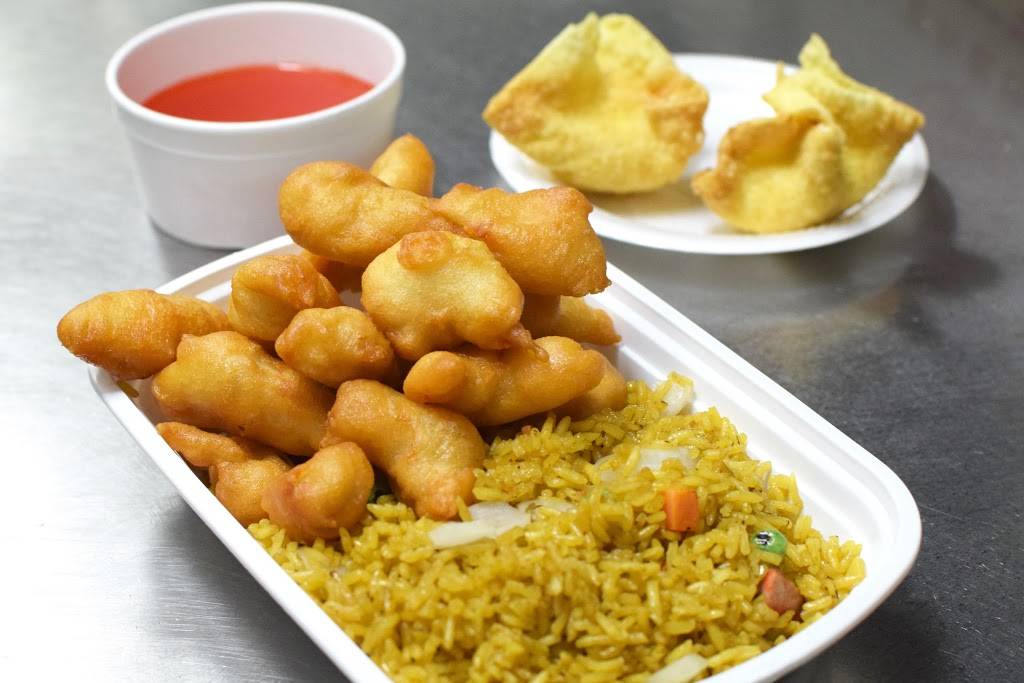 New China | restaurant | 620 N Main St, OFallon, MO 63366, USA | 6362810388 OR +1 636-281-0388