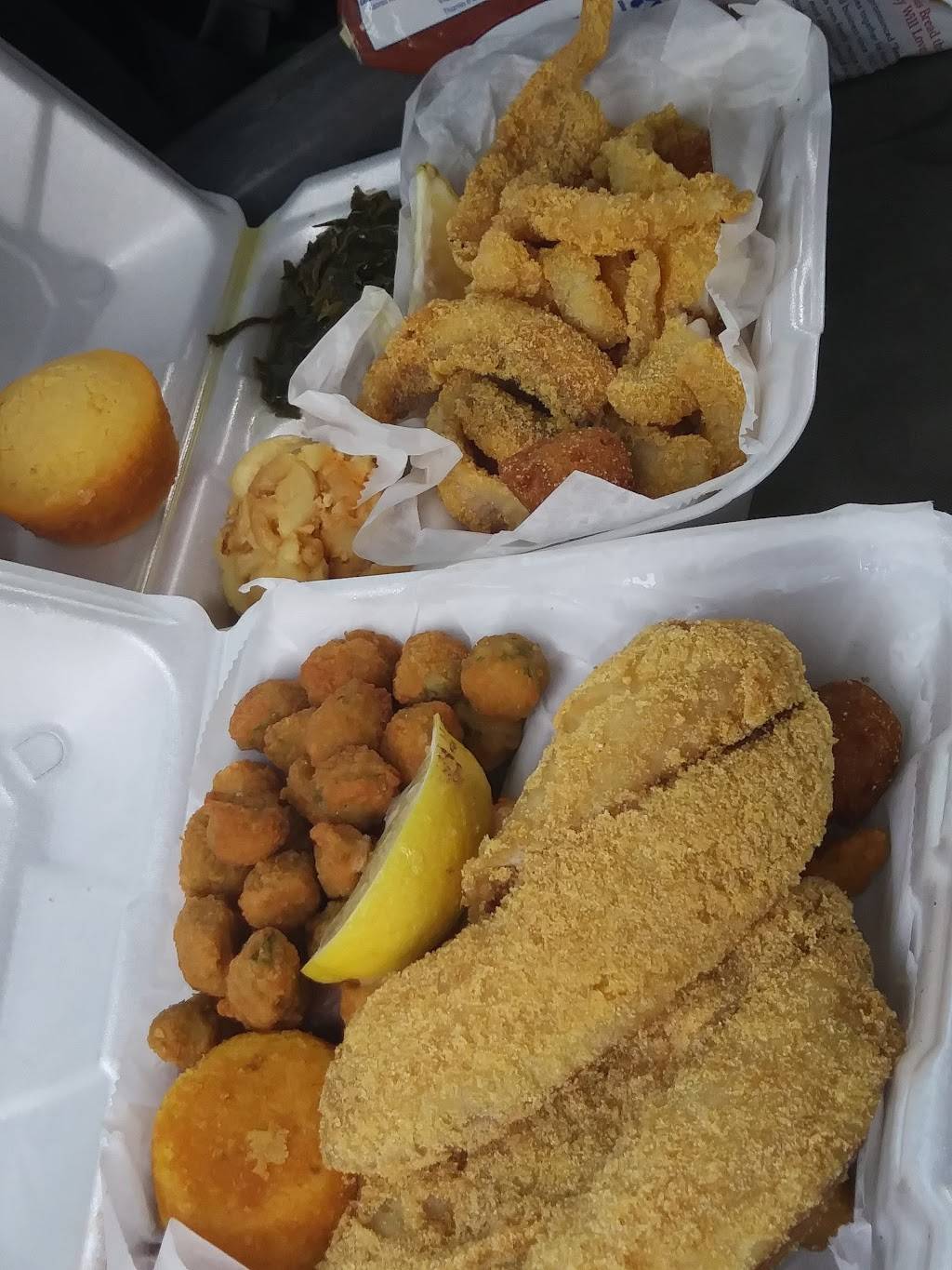 Kings Fish & More | restaurant | 2311 E Genesee Ave, Saginaw, MI 48601, USA | 9893327559 OR +1 989-332-7559