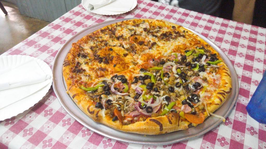 Pizzaiolos Pizza and Pasta | restaurant | 355 E Westchester Pkwy #100, Grand Prairie, TX 75052, USA | 9722624100 OR +1 972-262-4100