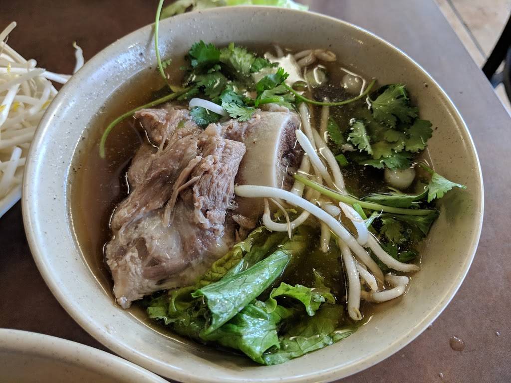 Yummy Trieu Chau | restaurant | 1688 Alum Rock Ave, San Jose, CA 95116, USA | 4089298839 OR +1 408-929-8839