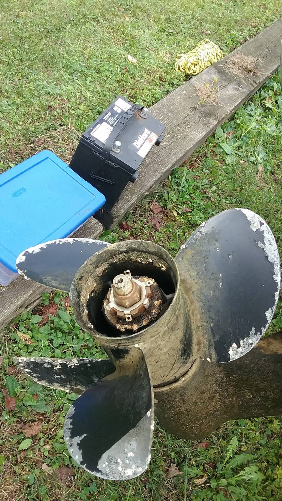 Carousel Marina | restaurant | 200 Carousel Dr, Bunola, PA 15020, USA | 4123844109 OR +1 412-384-4109