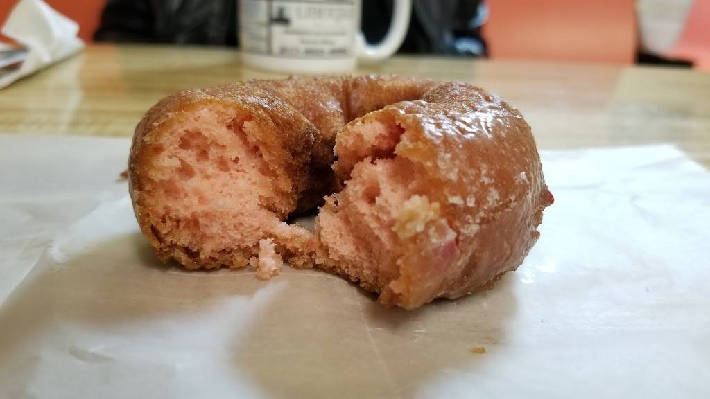 Donut Shop | bakery | 5527 N Keystone Ave, Indianapolis, IN 46220, USA | 3172553836 OR +1 317-255-3836
