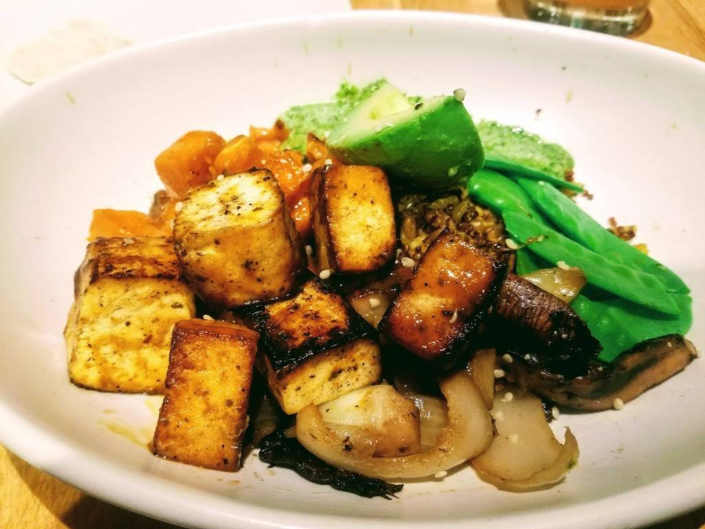 True Food Kitchen | restaurant | Waterside Shops | 5375, Tamiami Trail N Suite 15, Naples, FL 34108, USA | 2394314580 OR +1 239-431-4580