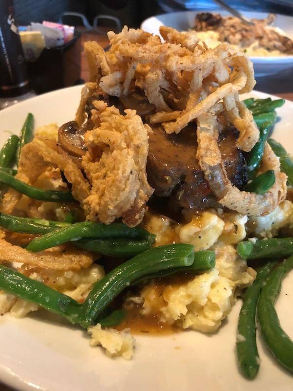 Houlihans | restaurant | 1407 S Main Chapel Way, Gambrills, MD 21054, USA | 4107214468 OR +1 410-721-4468