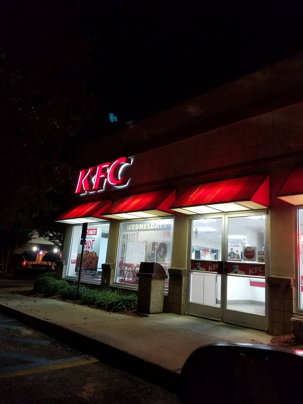 KFC | restaurant | 801 First Colonial Road, Virginia Beach, VA 23451, USA | 7574917417 OR +1 757-491-7417