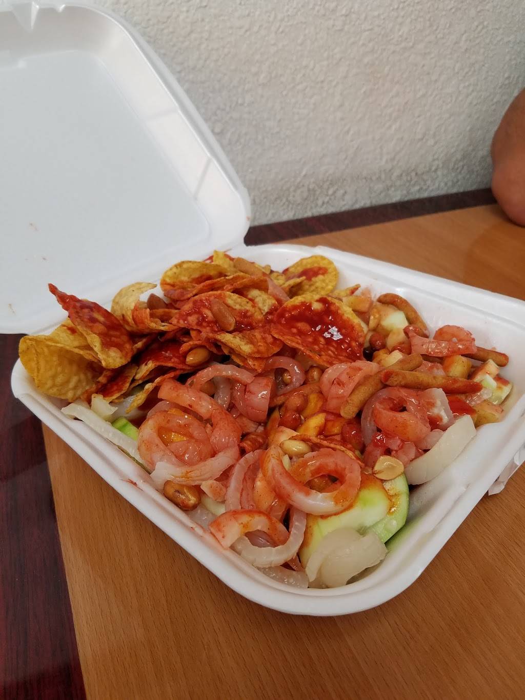 Rancheros Tacos Restaurant & Pupuseria | restaurant | 3209, 1143 San Fernando Rd, San Fernando, CA 91340, USA | 8188381578 OR +1 818-838-1578