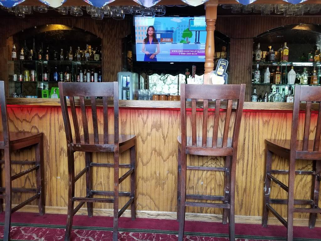 La Tropicana Mexican Food Market and Restaurant | restaurant | 2743 86th St, Urbandale, IA 50322, USA | 5153343456 OR +1 515-334-3456