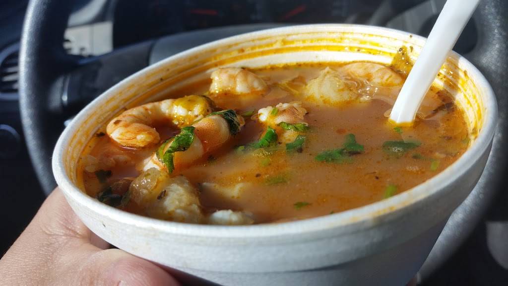 Cocina La Ley Restaurant | restaurant | 226 W 3rd St, Nogales, AZ 85621, USA | 5202874555 OR +1 520-287-4555