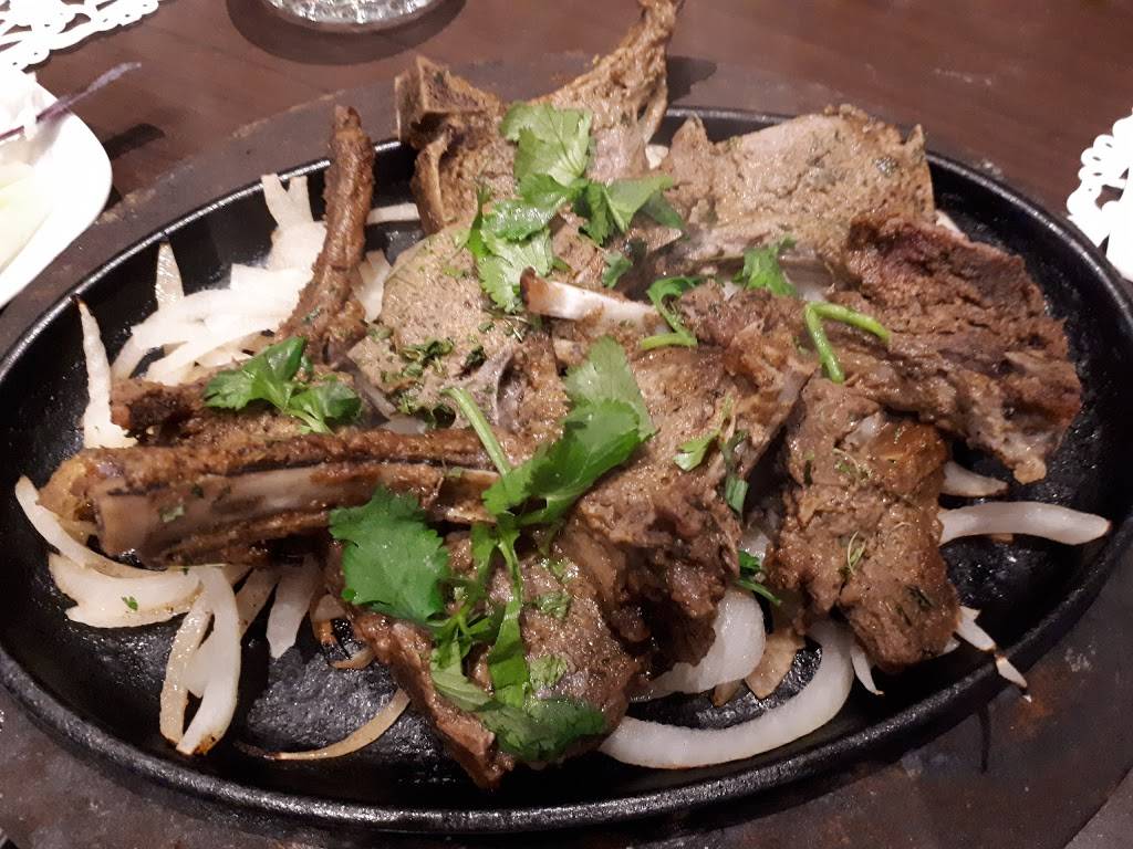 Shaheen Tikka & Kabab House | restaurant | 747 Don Mills Rd, North York, ON M3C 1T2, Canada | 4166967535 OR +1 416-696-7535