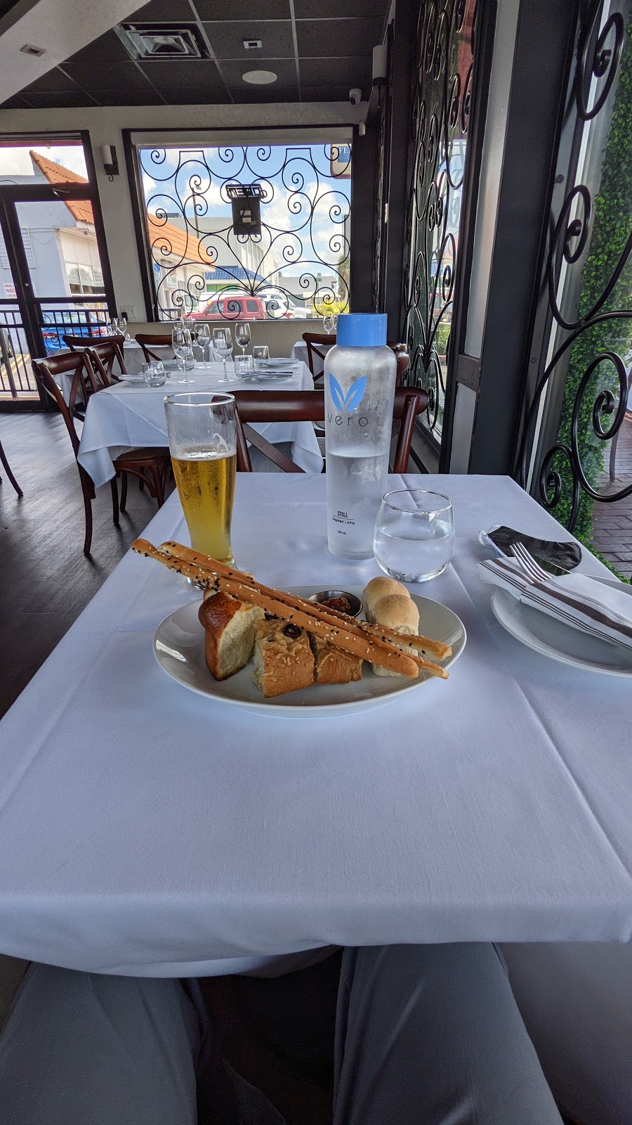 Pasion | restaurant | 5915 SW 8th St, Miami, FL 33144, USA | 3052676068 OR +1 305-267-6068