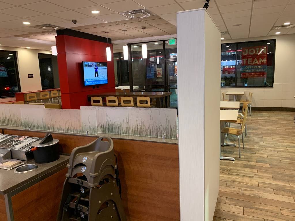 Wendys | restaurant | 260 Cooper Road, S.W, Loganville, GA 30052, USA | 7705138288 OR +1 770-513-8288