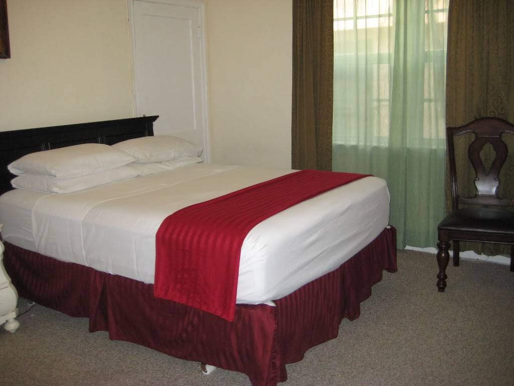 Baltic Hotel Miami Beach | restaurant | 7643 Harding Ave, Miami Beach, FL 33141, USA | 3058618845 OR +1 305-861-8845