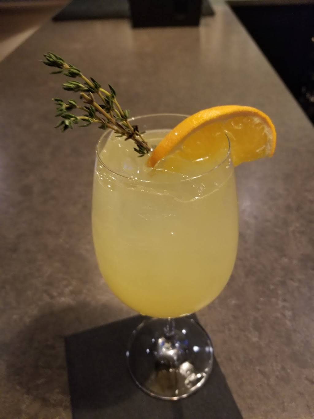 NOBILITY Hill Tavern | restaurant | 423 Main St, Stoneham, MA 02180, USA | 7814354002 OR +1 781-435-4002